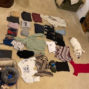 ALL THE CLOTHES IN A BUNDLE !!!